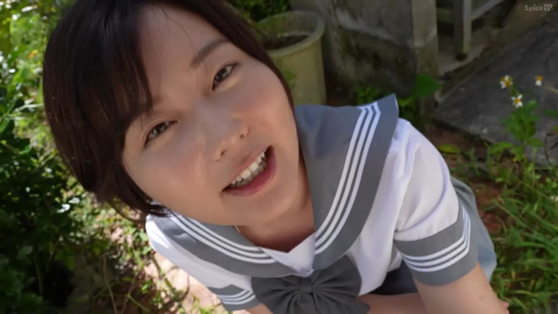 白鳥桃子